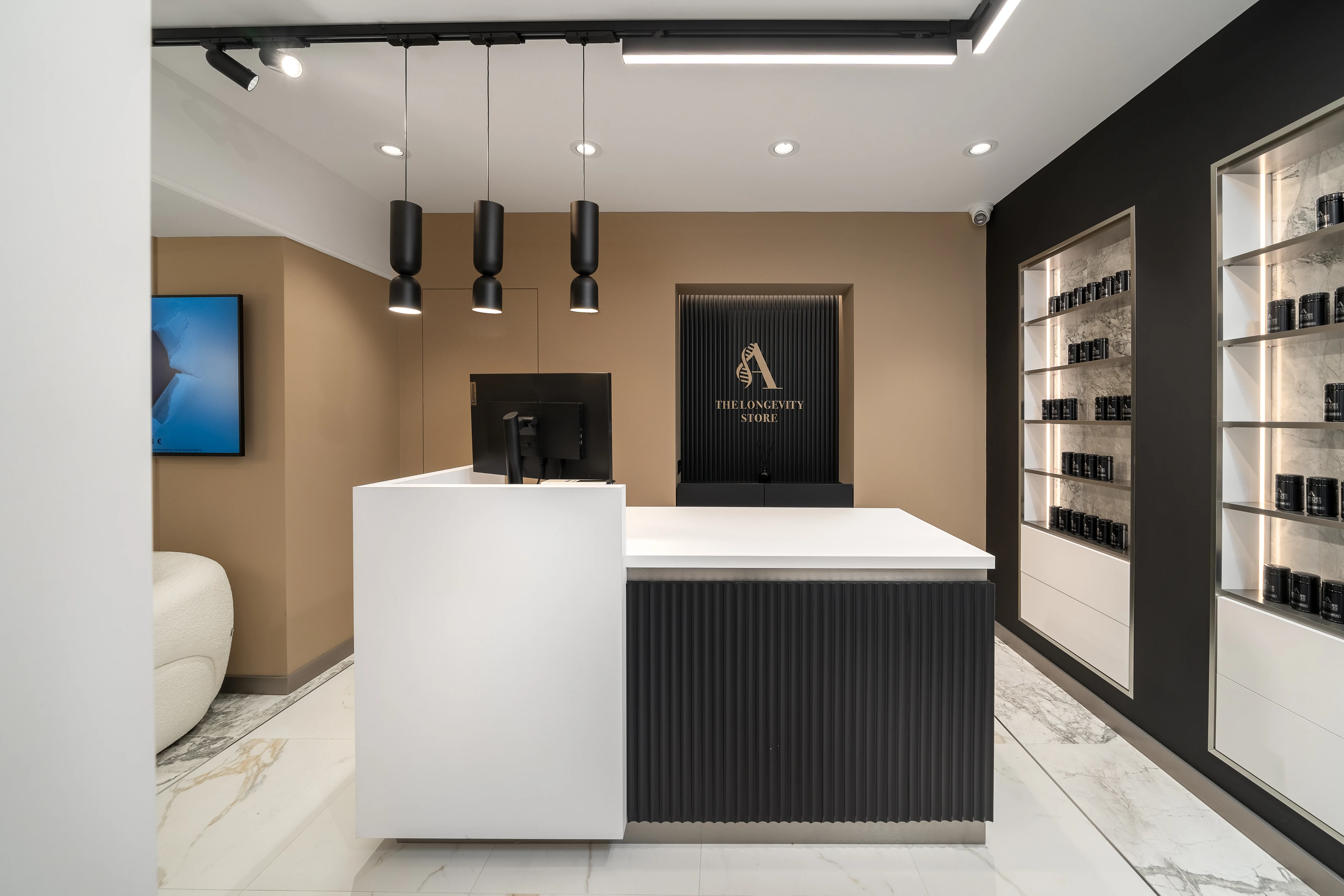The Longevity Store view 03
